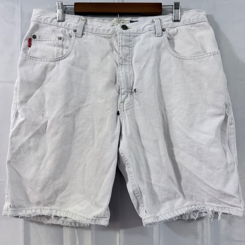 Vintage Bugle Boy Jeans 750 Mens White Denim Shorts Distressed 38W Retro 90s